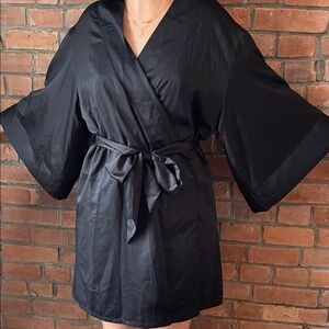 Washable silk robe